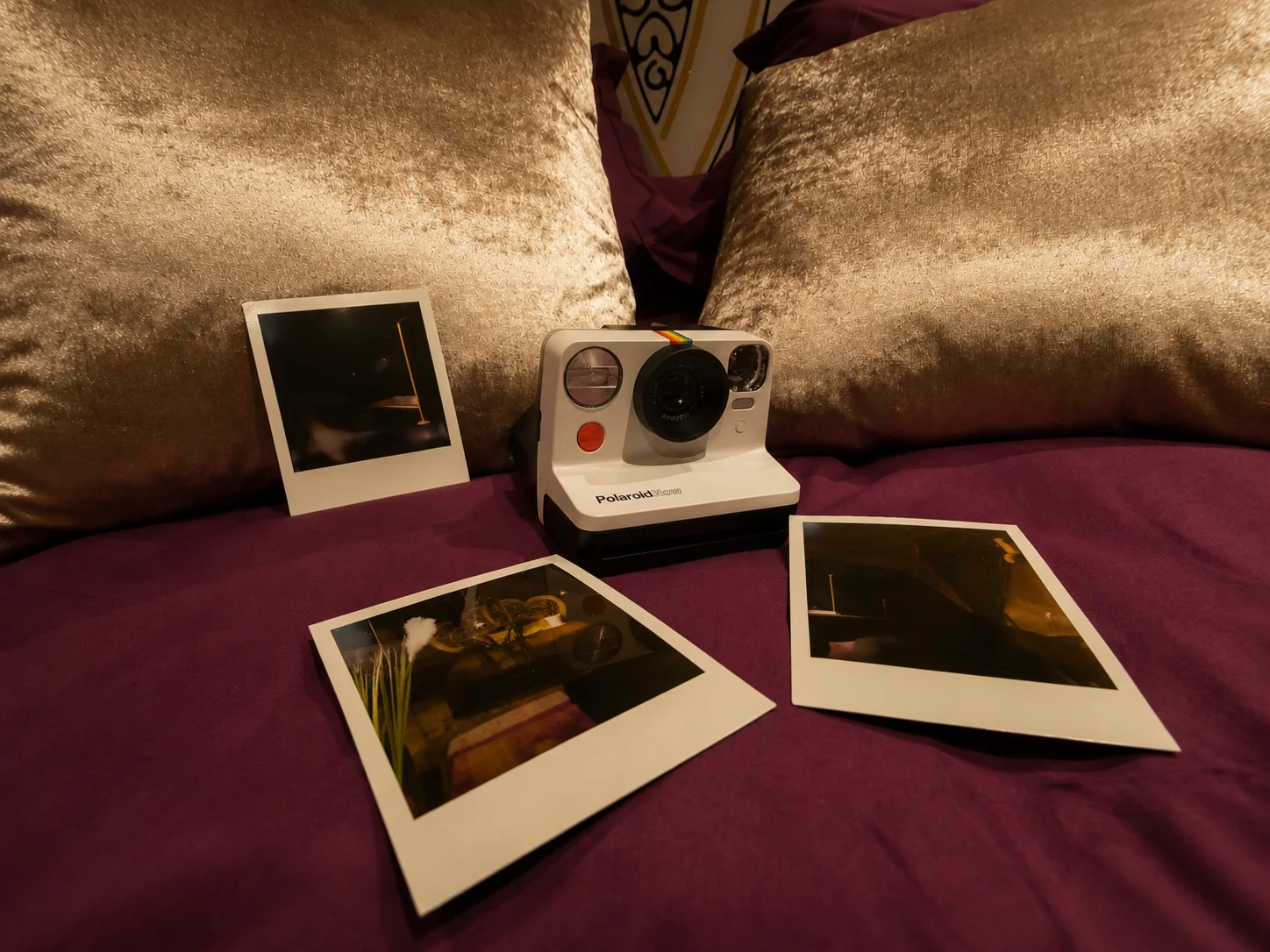 Souvenirs photo Polaroid proposés dans la suite Love Love